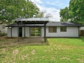 8520 Bradford DR, Austin TX 78758