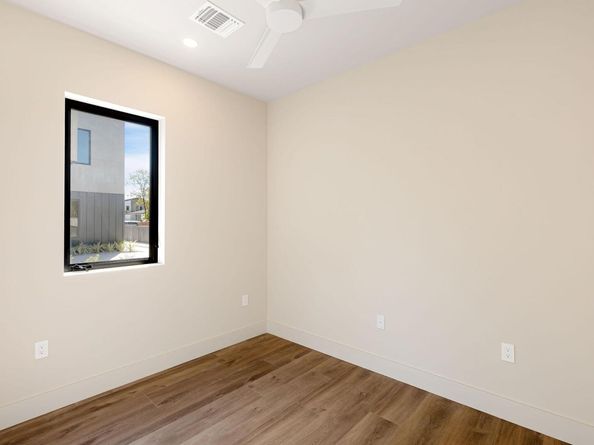 4412 Banister LN 2, Austin TX 78745