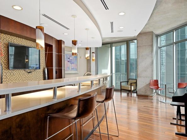 360 Nueces ST 1407, Austin TX 78701