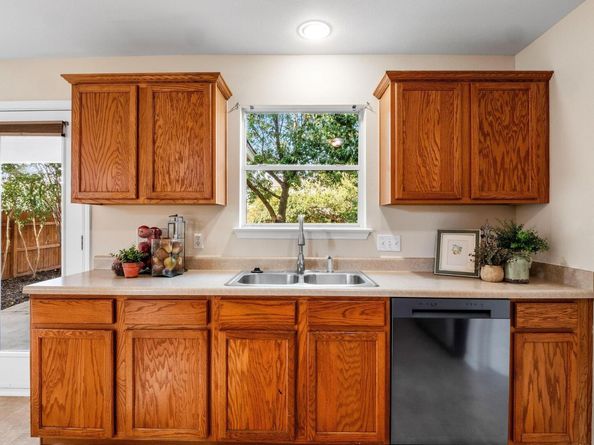 2413 Charlie Harley DR, Leander TX 78641