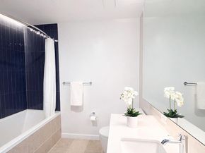 313 W 17th ST 2301, Austin TX 78701