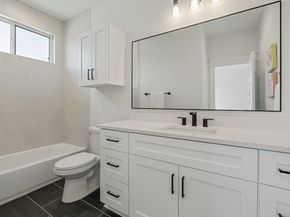 2608 Bristol DR B, Austin TX 78723