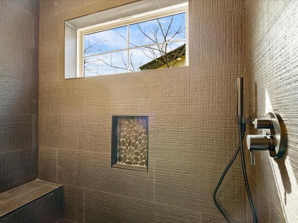 11007 Fourth ST, Jonestown TX 78645