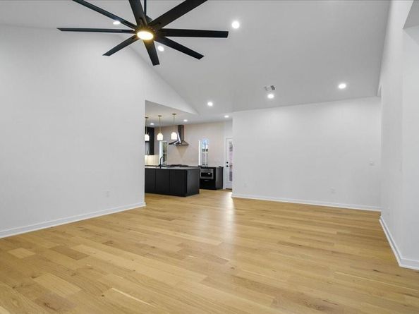 11007 Fourth ST, Jonestown TX 78645