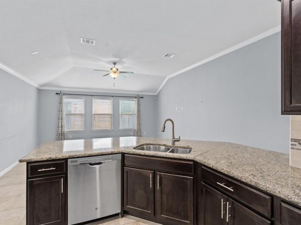 417 Briar Park DR, Georgetown TX 78626