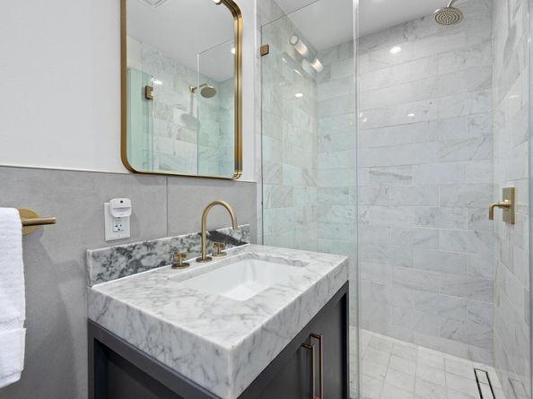 70 Rainey ST 1509, Austin TX 78701