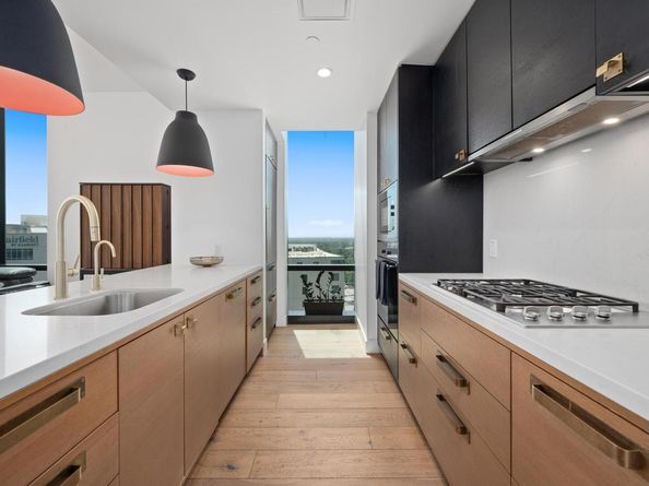 70 Rainey ST 1509, Austin TX 78701