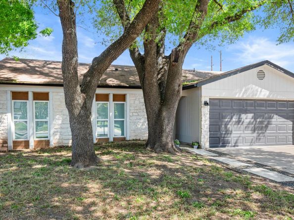 110 W Garrett RUN, Austin TX 78753