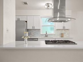 110 W Garrett RUN, Austin TX 78753