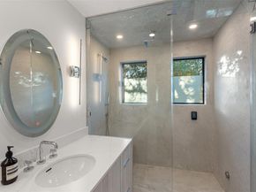 2503 Dip CV, Austin TX 78704