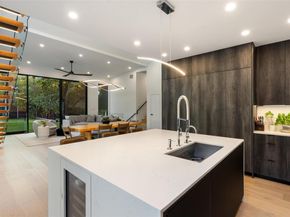 2503 Dip CV, Austin TX 78704