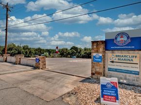 644 Newport DR, Spicewood TX 78669