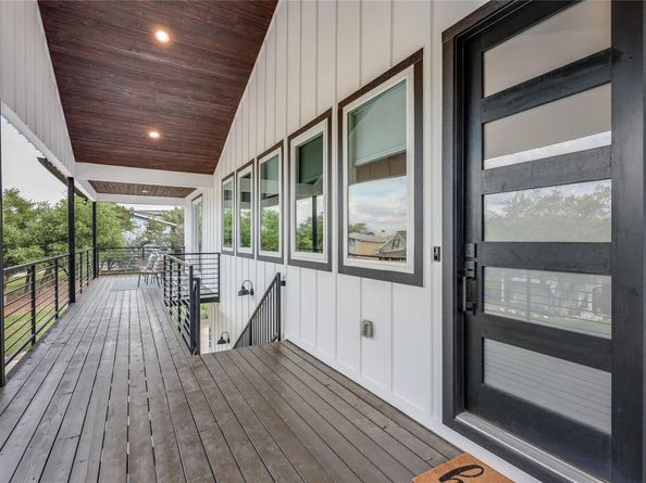 432 Venture BLVD S, Point Venture TX 78645