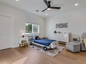 432 Venture BLVD S, Point Venture TX 78645