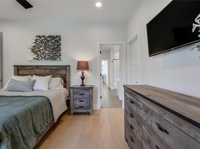 432 Venture BLVD S, Point Venture TX 78645