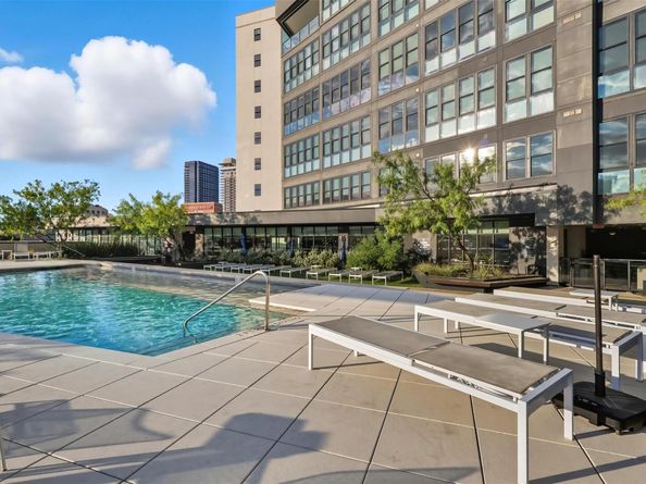 800 Embassy DR 320, Austin TX 78702