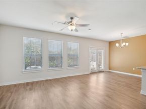 1101 E Parmer LN 331, Austin TX 78753