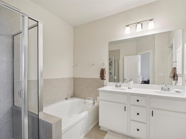 1101 E Parmer LN 331, Austin TX 78753