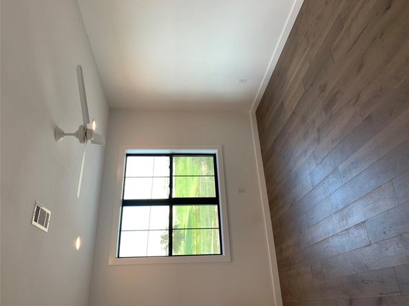 2909 Lawrence DR, Austin TX 78734