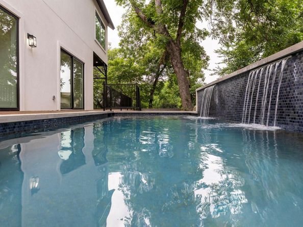 1702 Hartford RD, Austin TX 78703