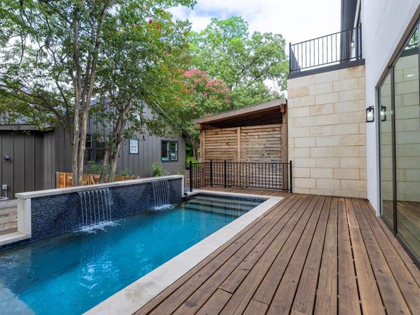 1702 Hartford RD, Austin TX 78703