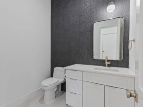 1702 Hartford RD, Austin TX 78703