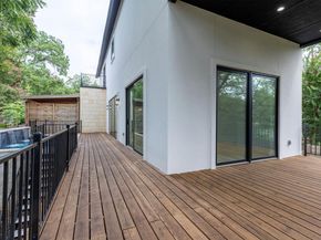 1702 Hartford RD, Austin TX 78703