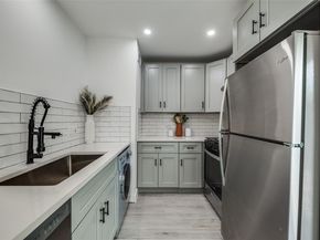1200 E 52nd ST 205, Austin TX 78723
