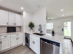 1200 E 52nd ST 205, Austin TX 78723