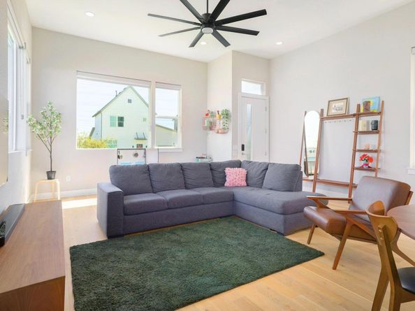 6308 Toscana Ave, Austin TX 78724