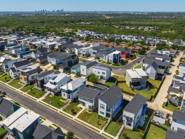 6308 Toscana Ave, Austin TX 78724