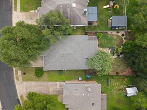 7810 Nairn DR, Austin TX 78749