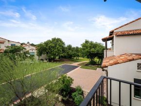 4401 Amarra DR 17, Austin TX 78735