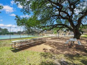 6906 Treaty Oak CIR, Austin TX 78749