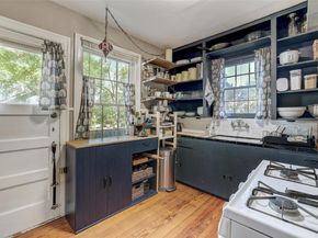 809 E 44th ST, Austin TX 78751