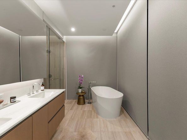 313 W 17th ST 1104, Austin TX 78701