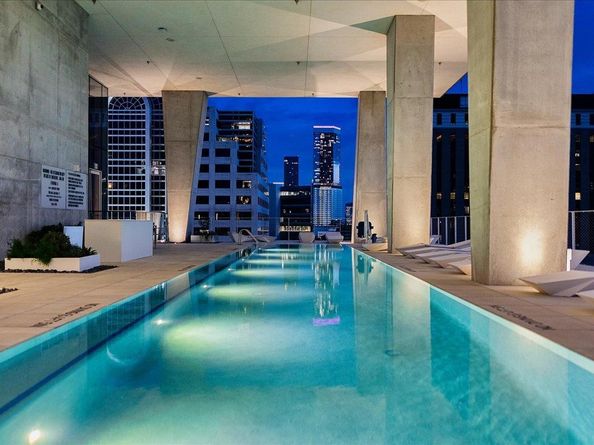 313 W 17th ST 1104, Austin TX 78701