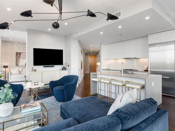 501 West Ave 904, Austin TX 78701