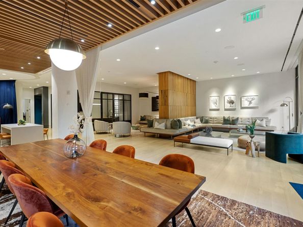 501 West Ave 904, Austin TX 78701