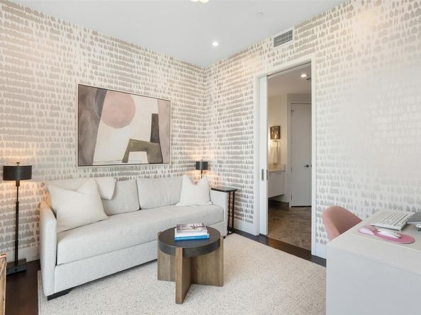 501 West Ave 904, Austin TX 78701