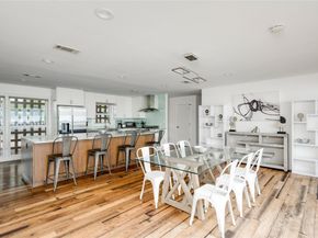 2801 Cedarview DR, Austin TX 78704