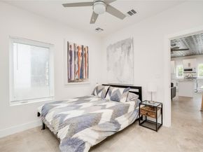 2801 Cedarview DR, Austin TX 78704