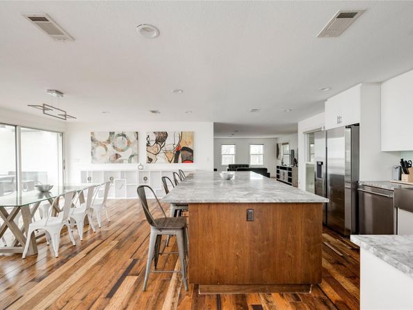 2801 Cedarview DR, Austin TX 78704