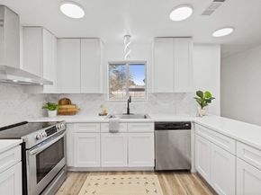 902 Virginia DR, Round Rock TX 78664