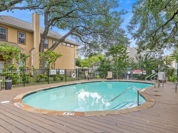 6704 Menchaca RD 43, Austin TX 78745