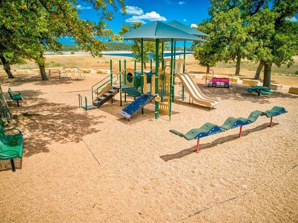 18609 Venture DR, Point Venture TX 78645