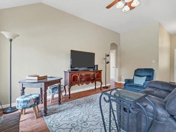 18609 Venture DR, Point Venture TX 78645