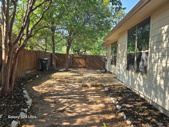200 Highland Horizon, Austin TX 78717
