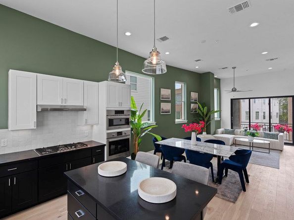 2805 McCurdy ST 10, Austin TX 78723