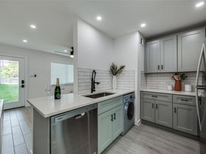 1200 E 52nd ST 204, Austin TX 78723